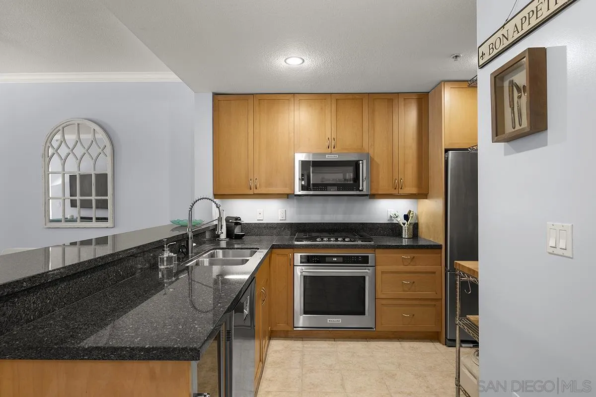 https://cdn.realtyfeed.com/cdn/127/260012300/6589121a4429ddcbed13aebf1a96eb19.webp