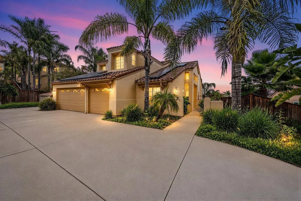 https://cdn.realtyfeed.com/cdn/127/260012302/4b16ca1a8a0b15d2df9a47cec716f60e.webp