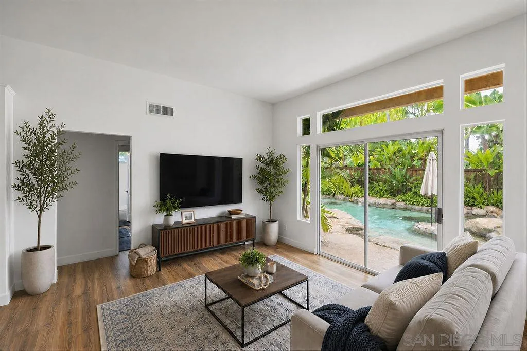 https://cdn.realtyfeed.com/cdn/127/260012302/56bd399113d9a52699abc36da7cb5d7c.webp
