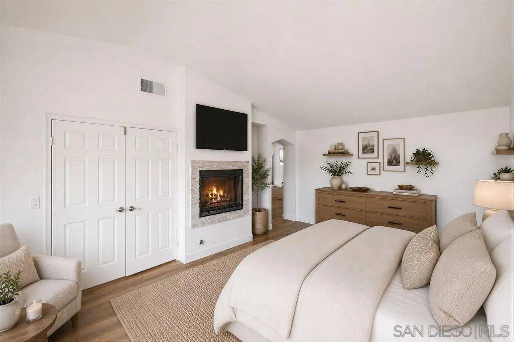 https://cdn.realtyfeed.com/cdn/127/260012302/bba2dba8932128e8dc55edb612493dc0.webp