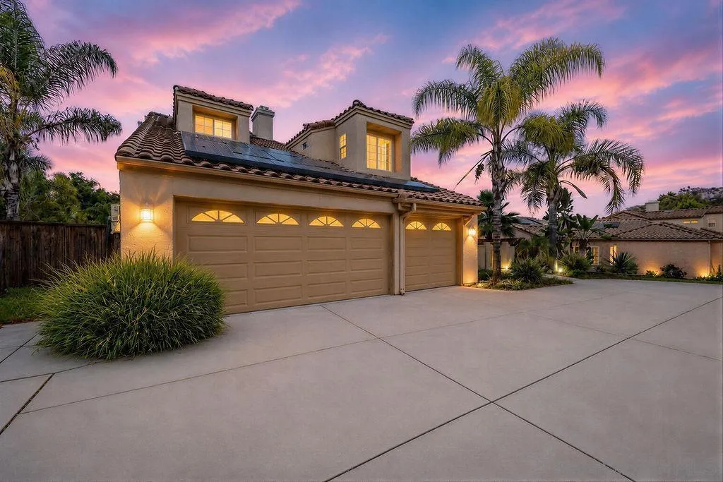 https://cdn.realtyfeed.com/cdn/127/260012302/f35e55cf21bdebd8af06c70e7109f5e0.webp