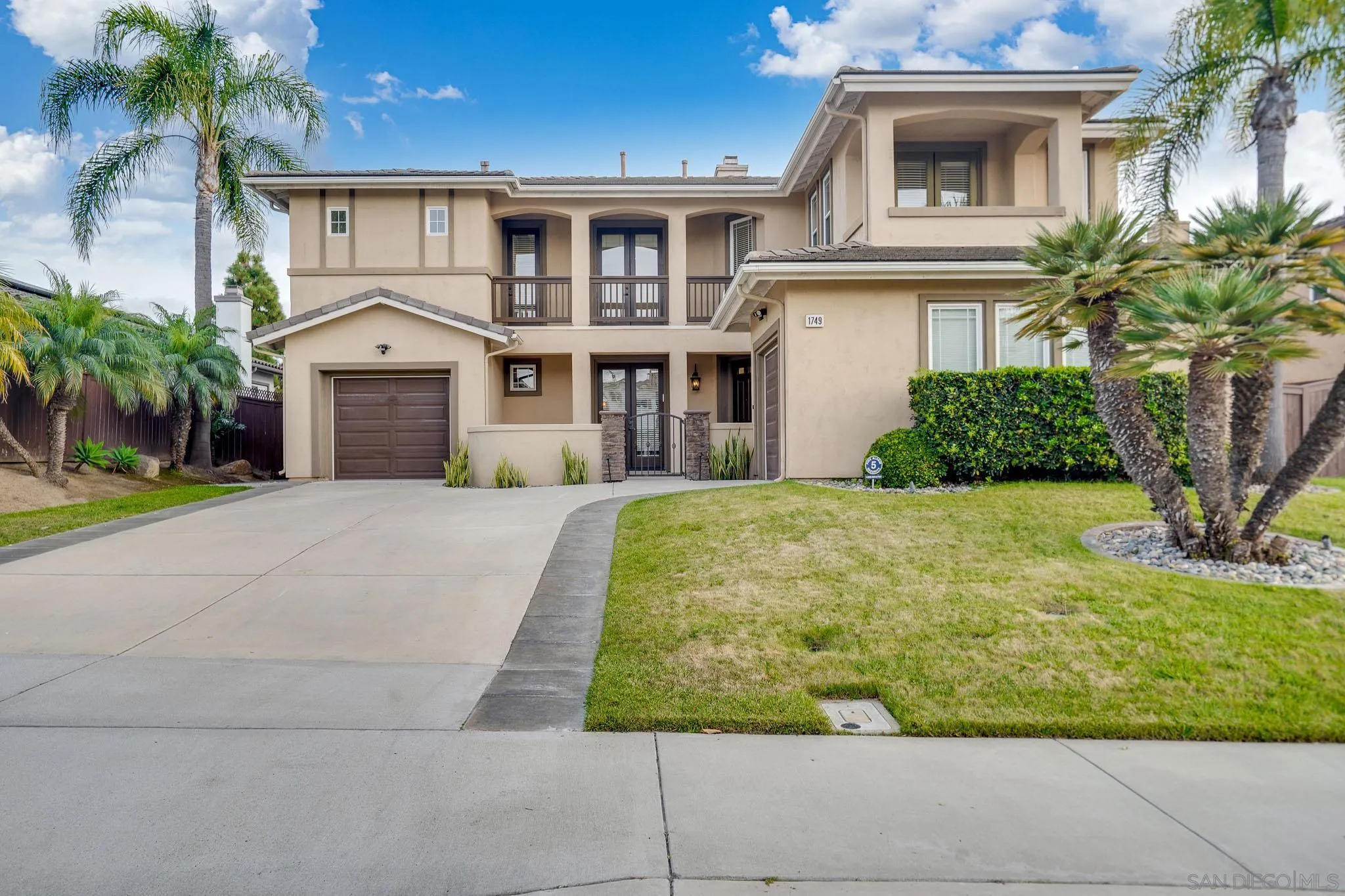 https://cdn.realtyfeed.com/cdn/127/260012304/3abf851732912b4c4ff9dfc8af10bba9.webp