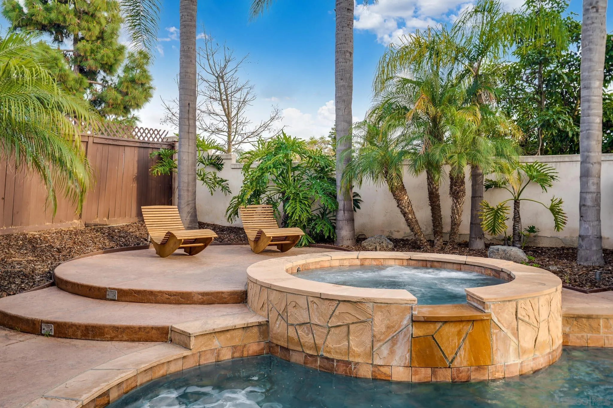 https://cdn.realtyfeed.com/cdn/127/260012304/73d2e89abd5758642aaba7ac99e24c8a.webp