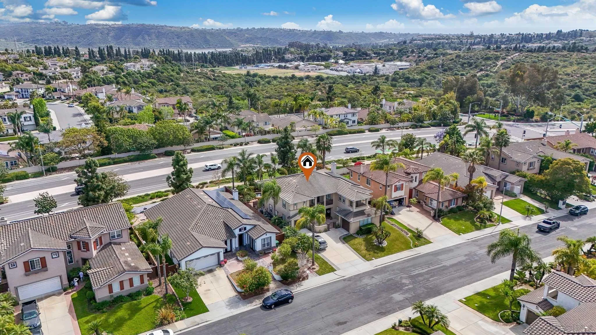 https://cdn.realtyfeed.com/cdn/127/260012304/a8a0716116ed57e45787189b9a85fb64.webp