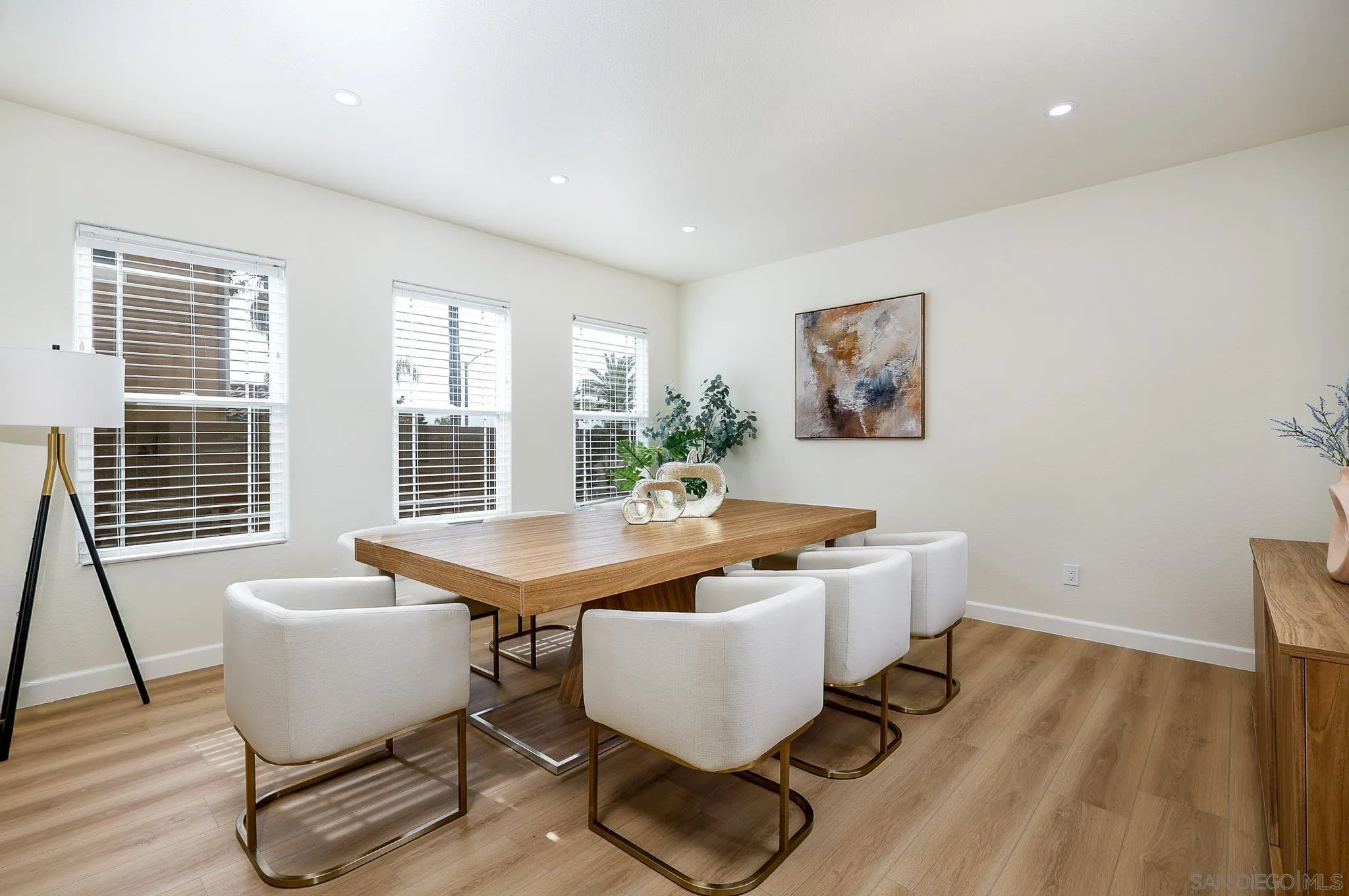 https://cdn.realtyfeed.com/cdn/127/260012304/b424e6fdaf95ae1032ae4986ba6b78b5.webp