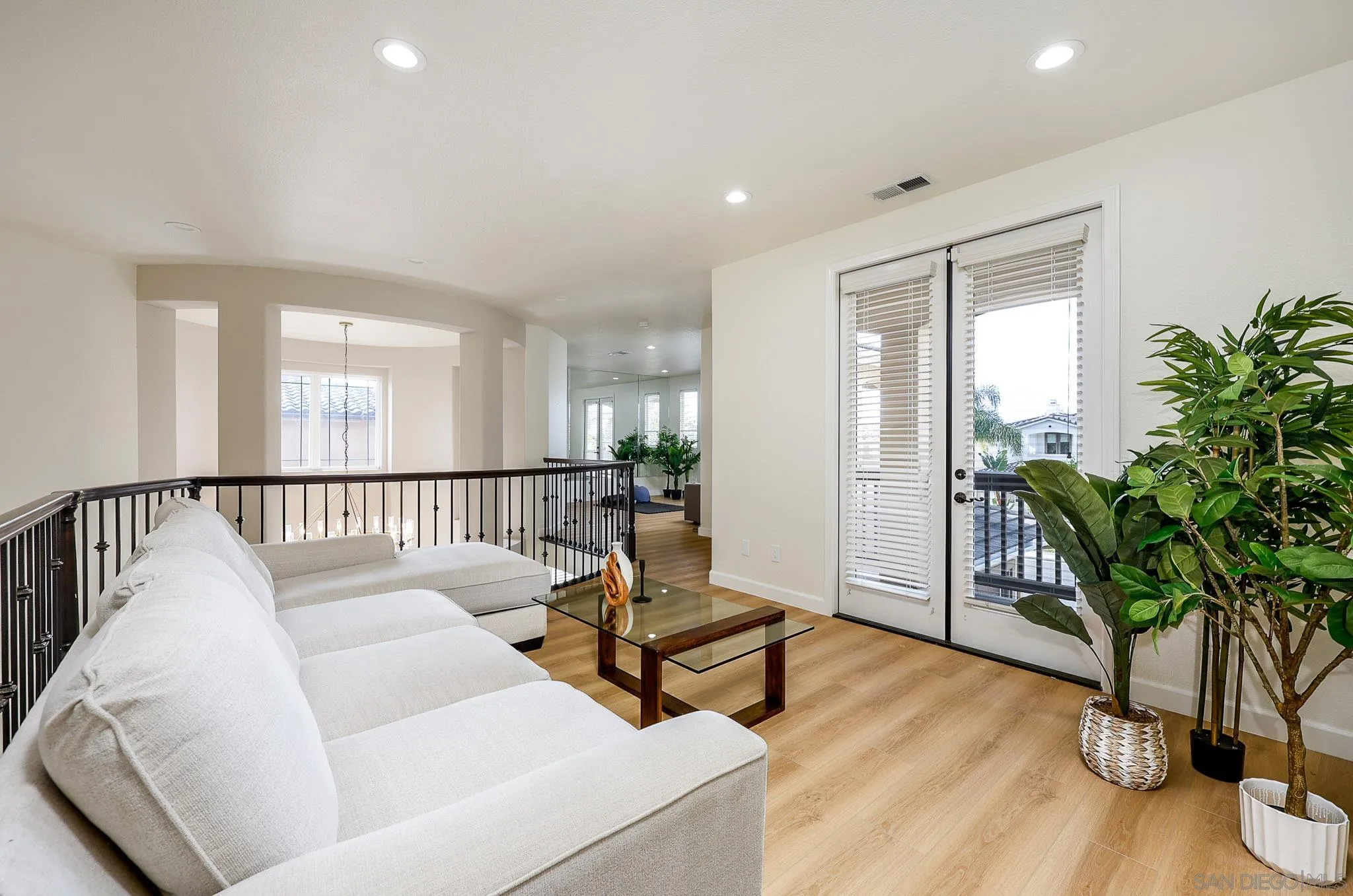 https://cdn.realtyfeed.com/cdn/127/260012304/bcbc92f4ae092e5d254e6e540e8ef681.webp