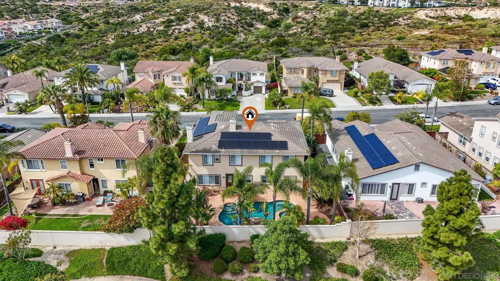https://cdn.realtyfeed.com/cdn/127/260012304/e6da13de0c59fd909aedc7f91e30da00.webp