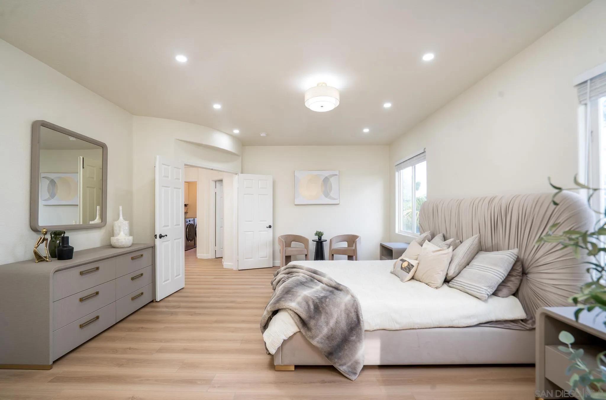 https://cdn.realtyfeed.com/cdn/127/260012304/f1d4466176e2c71e86fafe396b3bfa8e.webp