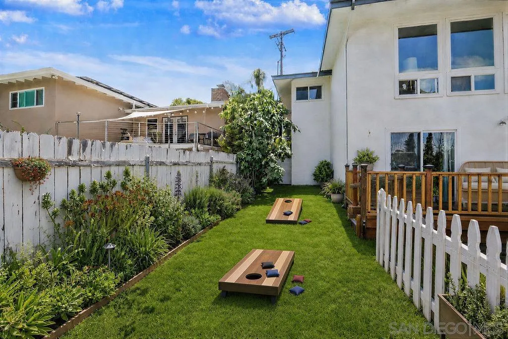 https://cdn.realtyfeed.com/cdn/127/260012305/39bde3ec9272be69025372b1ee8ef2b8.webp