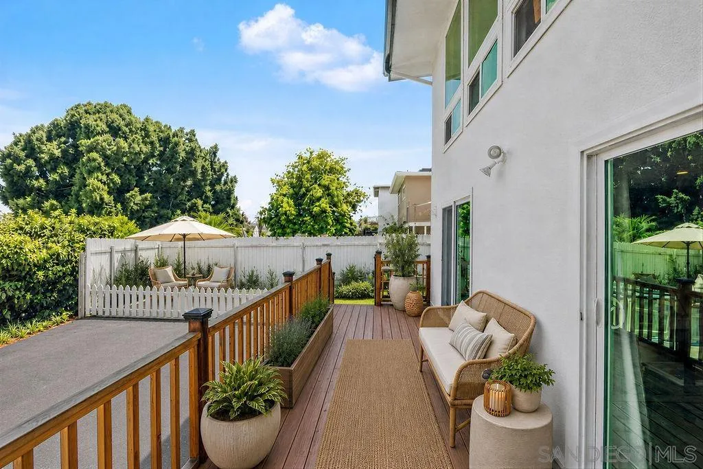 https://cdn.realtyfeed.com/cdn/127/260012305/9b6ded34ca78585694621f48cd9d5b34.webp