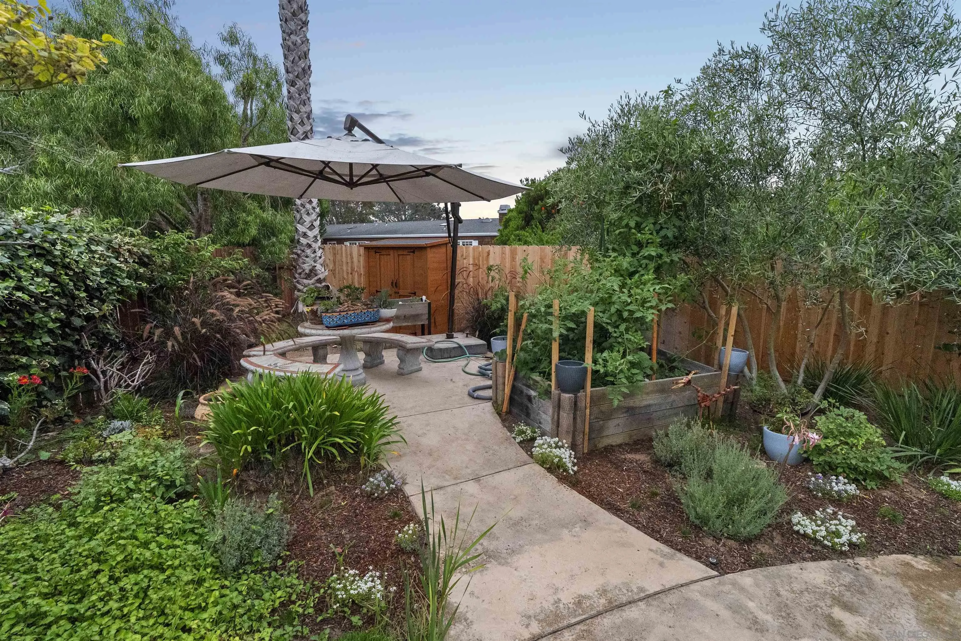 https://cdn.realtyfeed.com/cdn/127/260012308/37f55afd38b27dba93bb8c853ce79f3b.webp