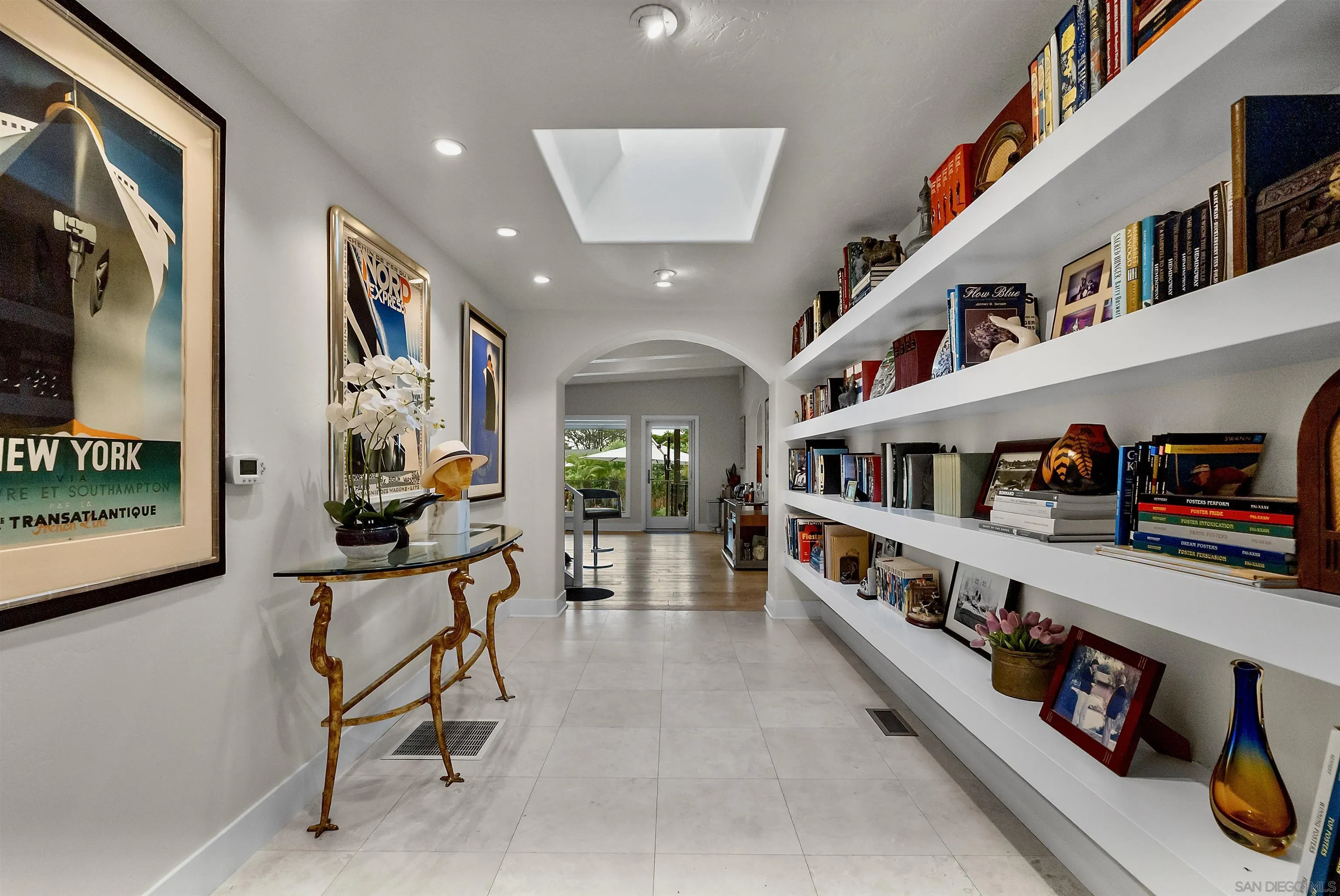 https://cdn.realtyfeed.com/cdn/127/260012308/4e6bb33a59f83d58fbe61e56c372a42f.webp