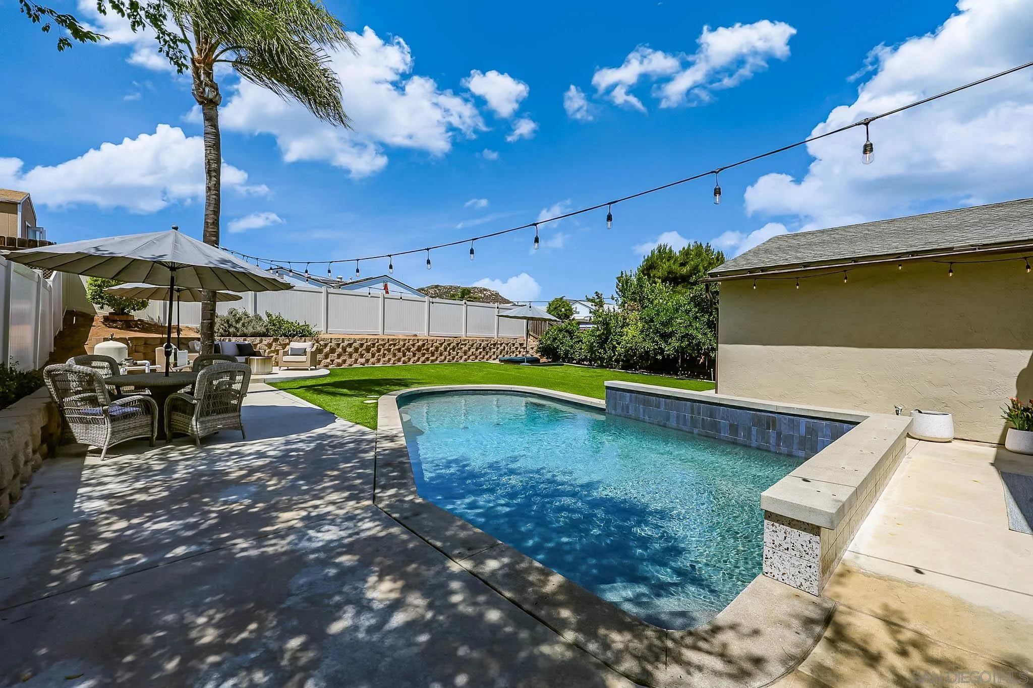 https://cdn.realtyfeed.com/cdn/127/260012309/35f1db42644bf8e3f4206cfd41fba612.webp