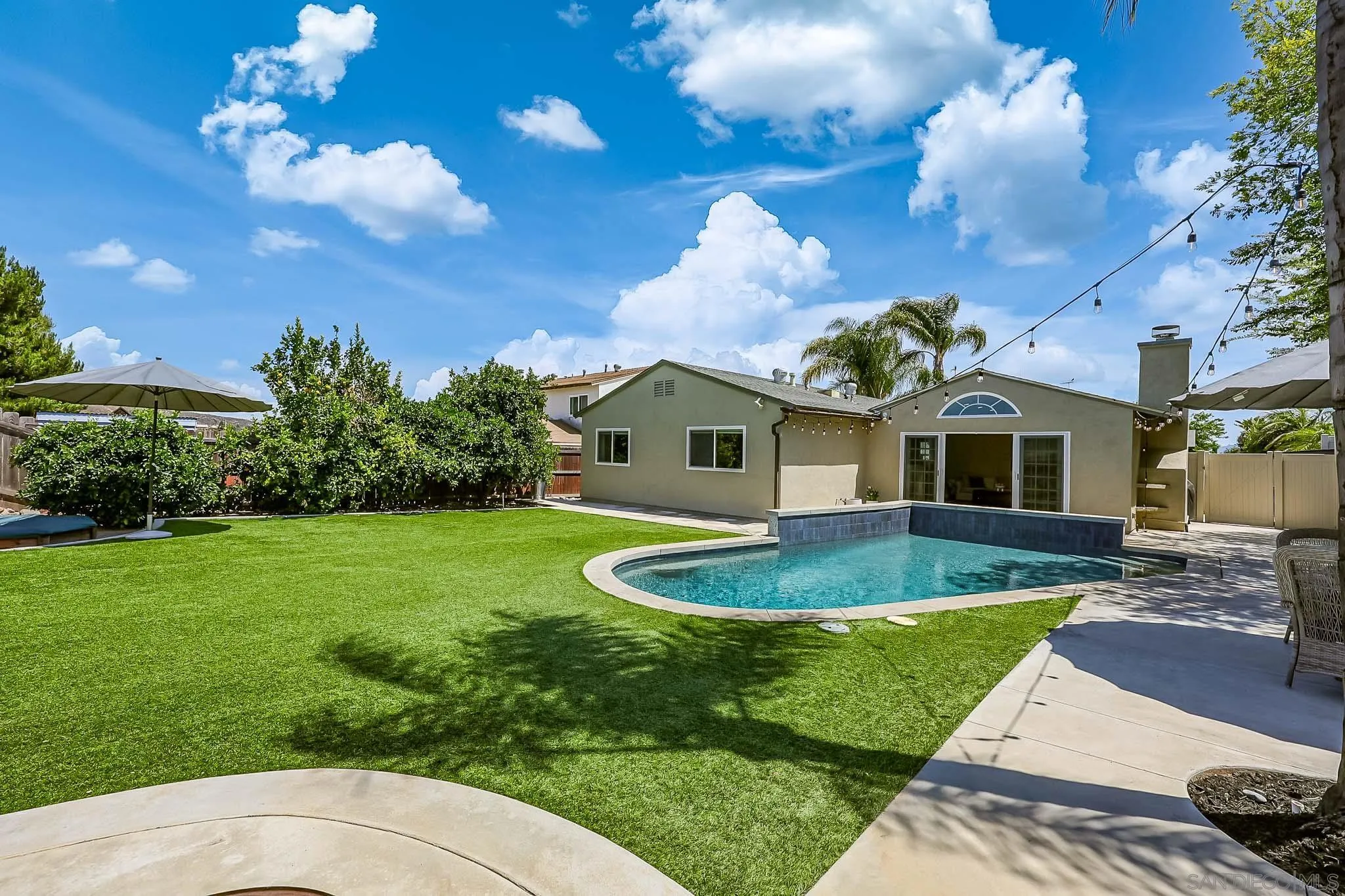 https://cdn.realtyfeed.com/cdn/127/260012309/7f7b12c937b4e97ec56d7a37f30da763.webp