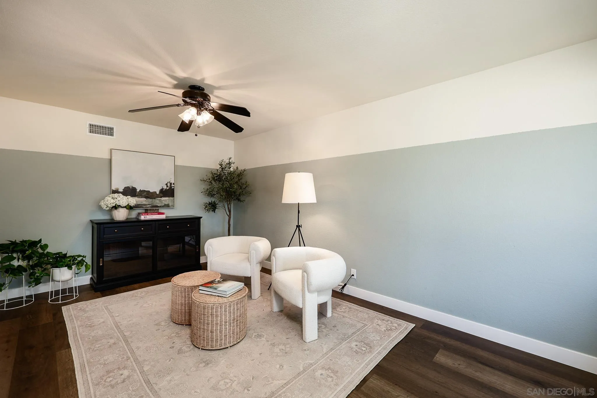 https://cdn.realtyfeed.com/cdn/127/260012309/85f268831764697b6b16d09c313ec9c7.webp
