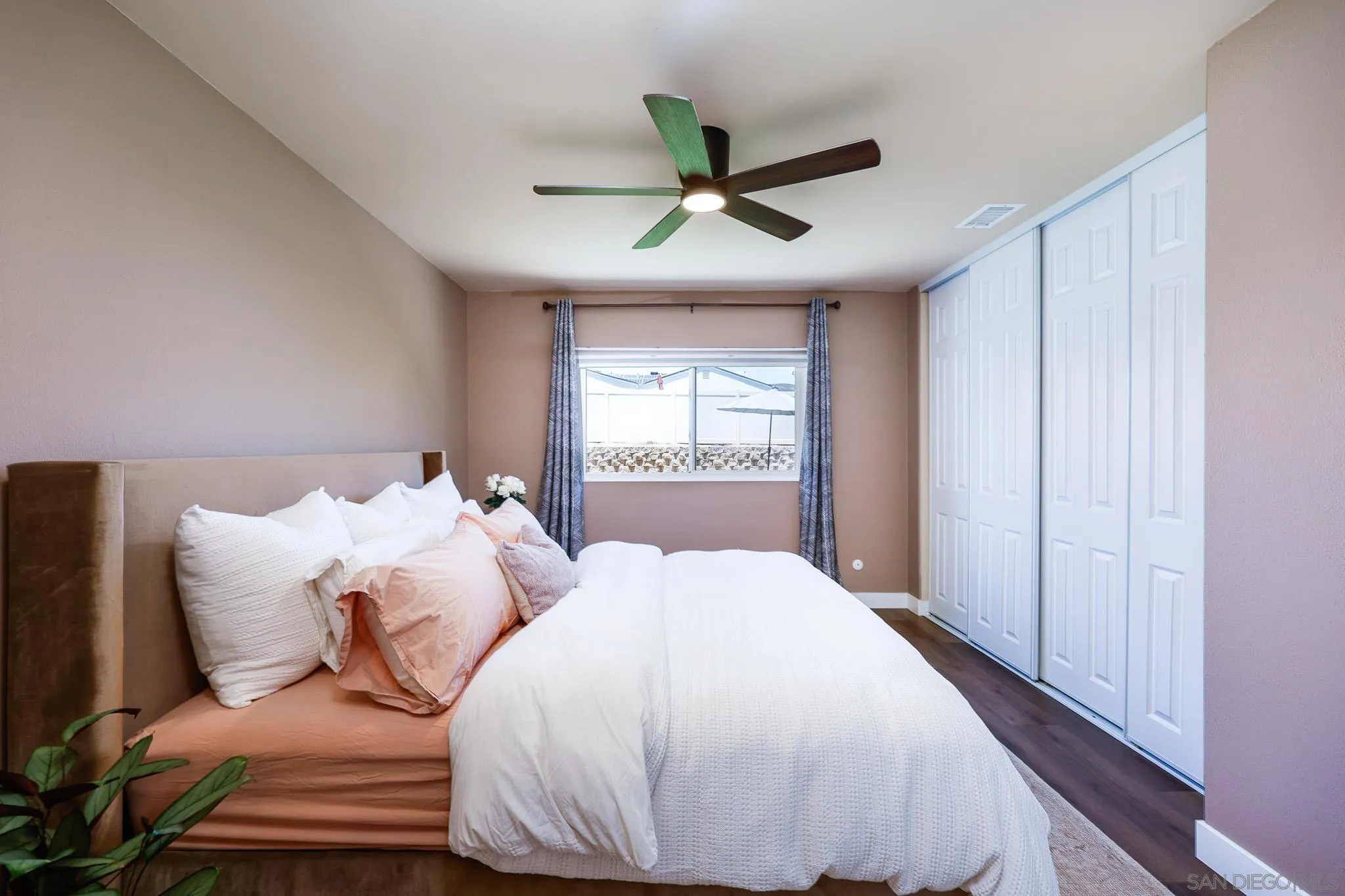 https://cdn.realtyfeed.com/cdn/127/260012309/b9220b99e0d80a8e2f252a7fd25e9838.webp