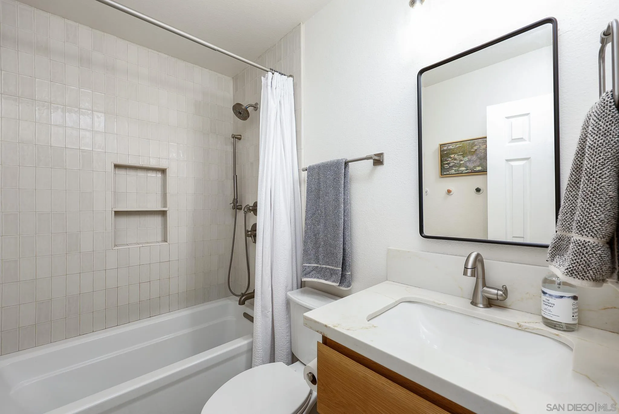 https://cdn.realtyfeed.com/cdn/127/260012309/ca77a303cfb5d6223c40feeccdd95c73.webp