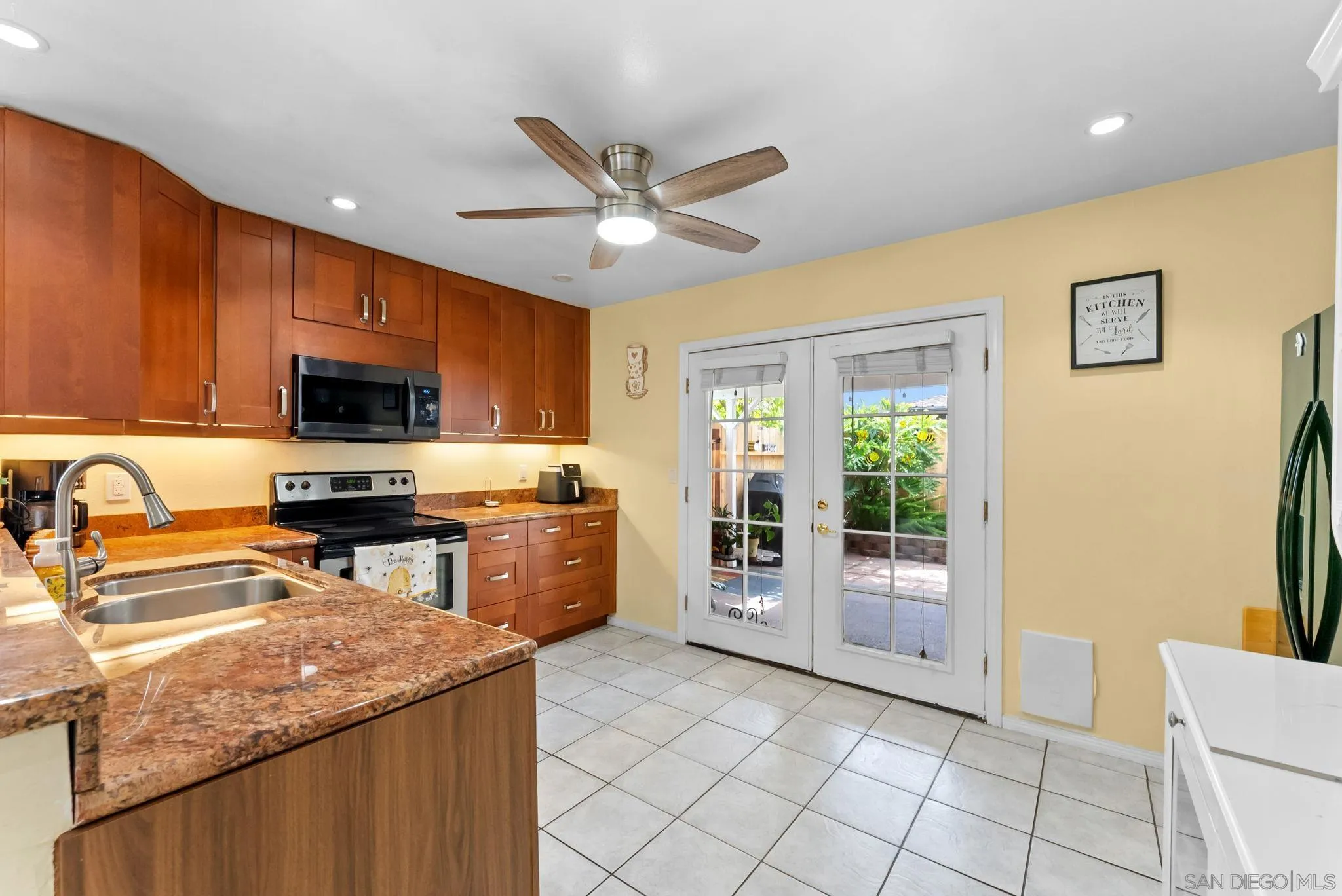 https://cdn.realtyfeed.com/cdn/127/260012311/79e068043a50f4768da613b19bbb8801.webp
