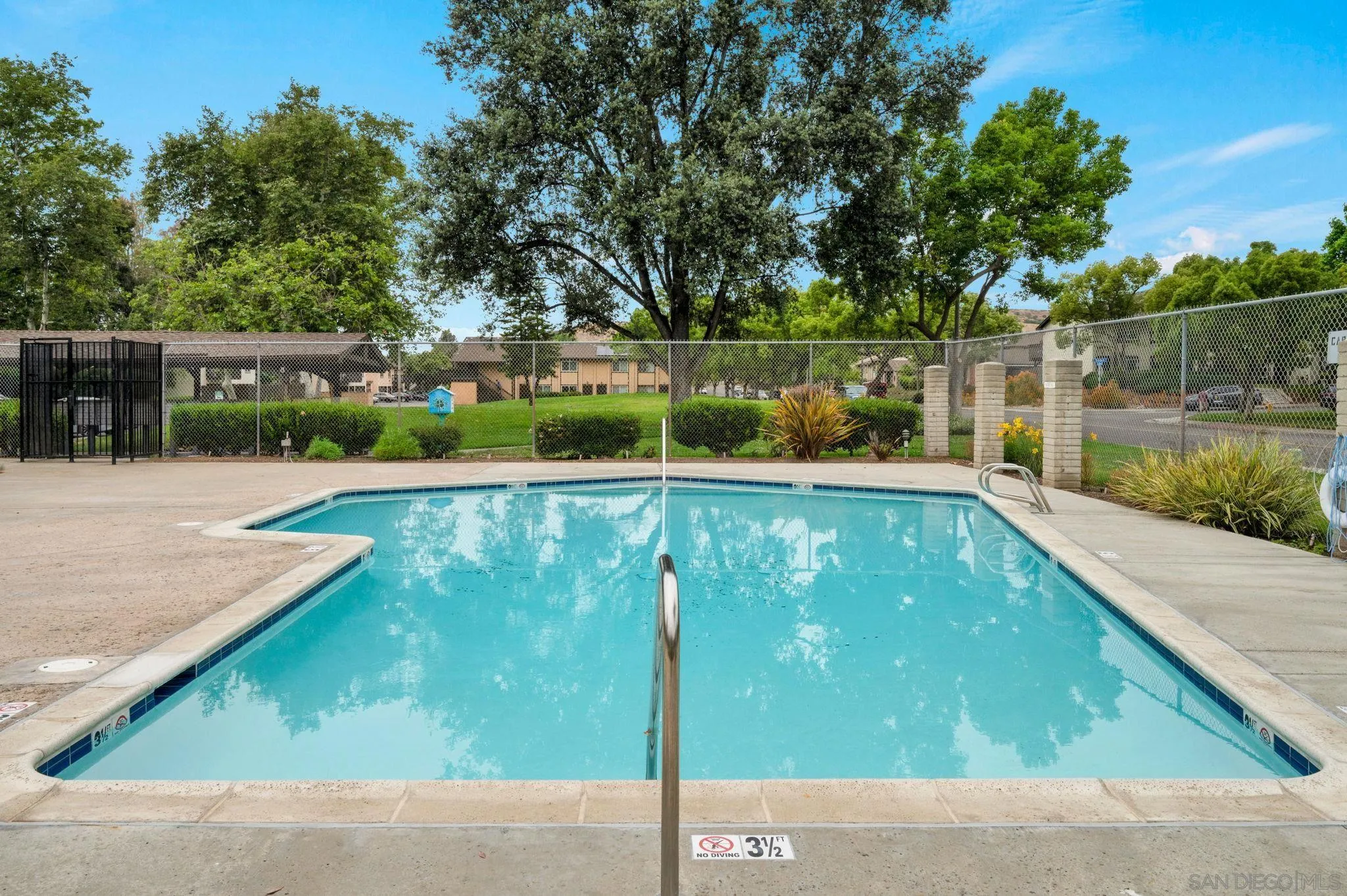 Photo #28: 260012313 Listing: Photo #28