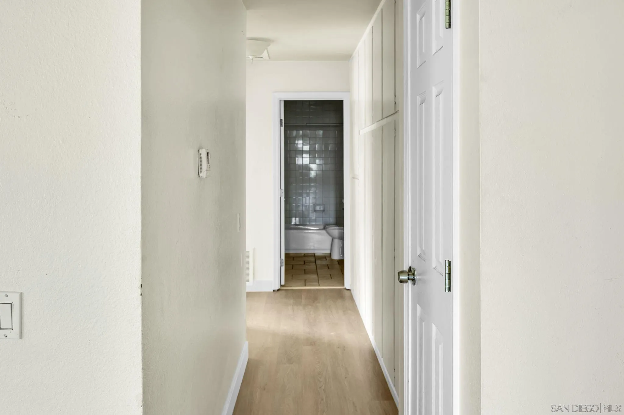 Photo #11: 260012313 Listing: Photo #11