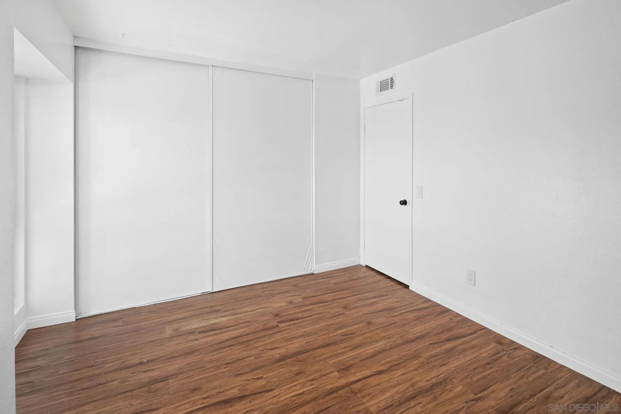 Photo #20: 260012315 Listing: Photo #20