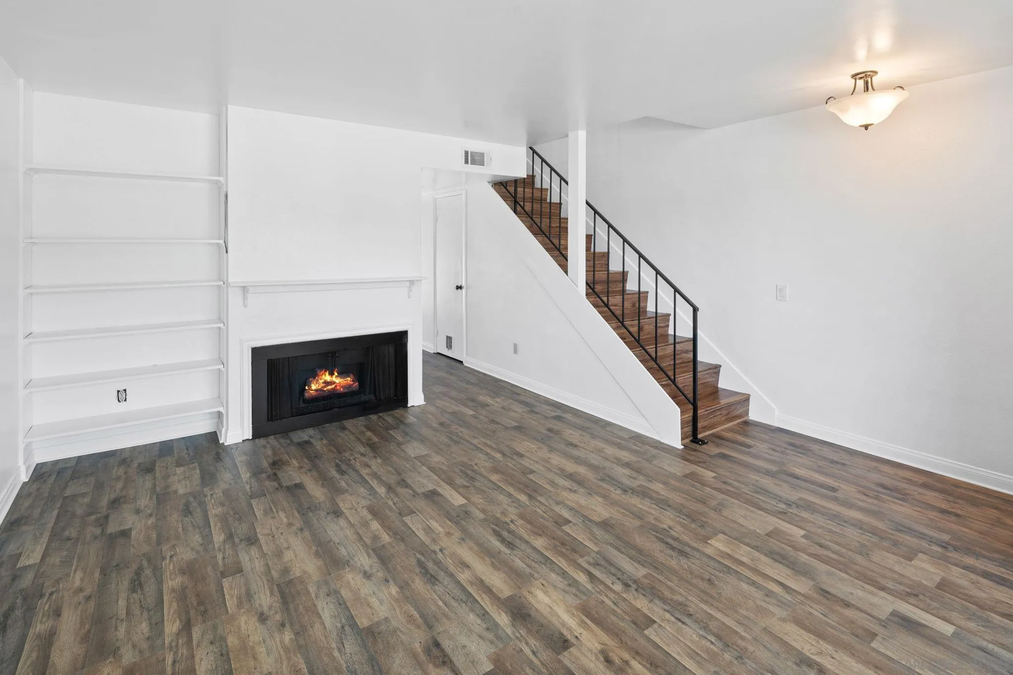 Photo #5: 260012315 Listing: Photo #5