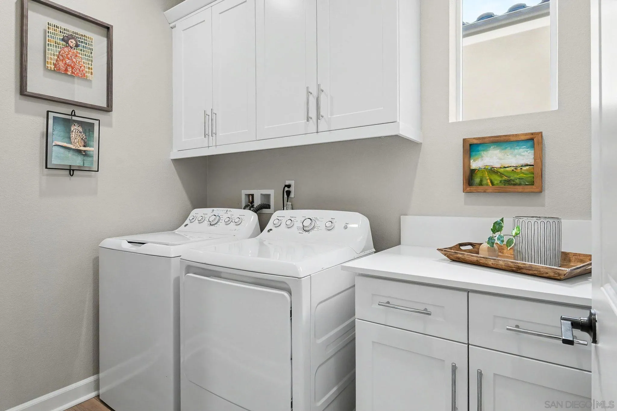 https://cdn.realtyfeed.com/cdn/127/260012317/5009f09e866a88b7c08fbe513daf42dd.webp