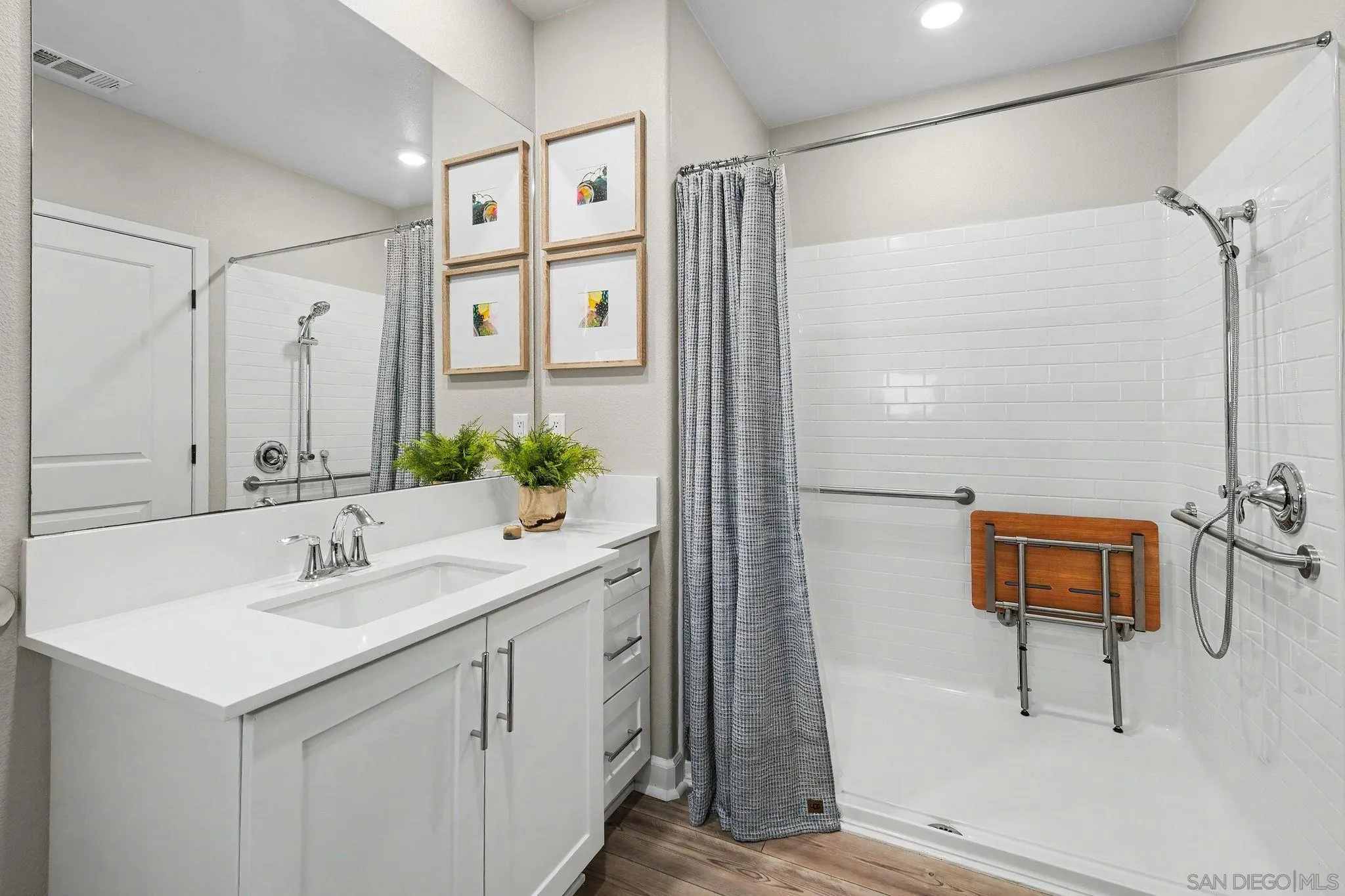 https://cdn.realtyfeed.com/cdn/127/260012317/b7876f1703491467780167fb8c352760.webp