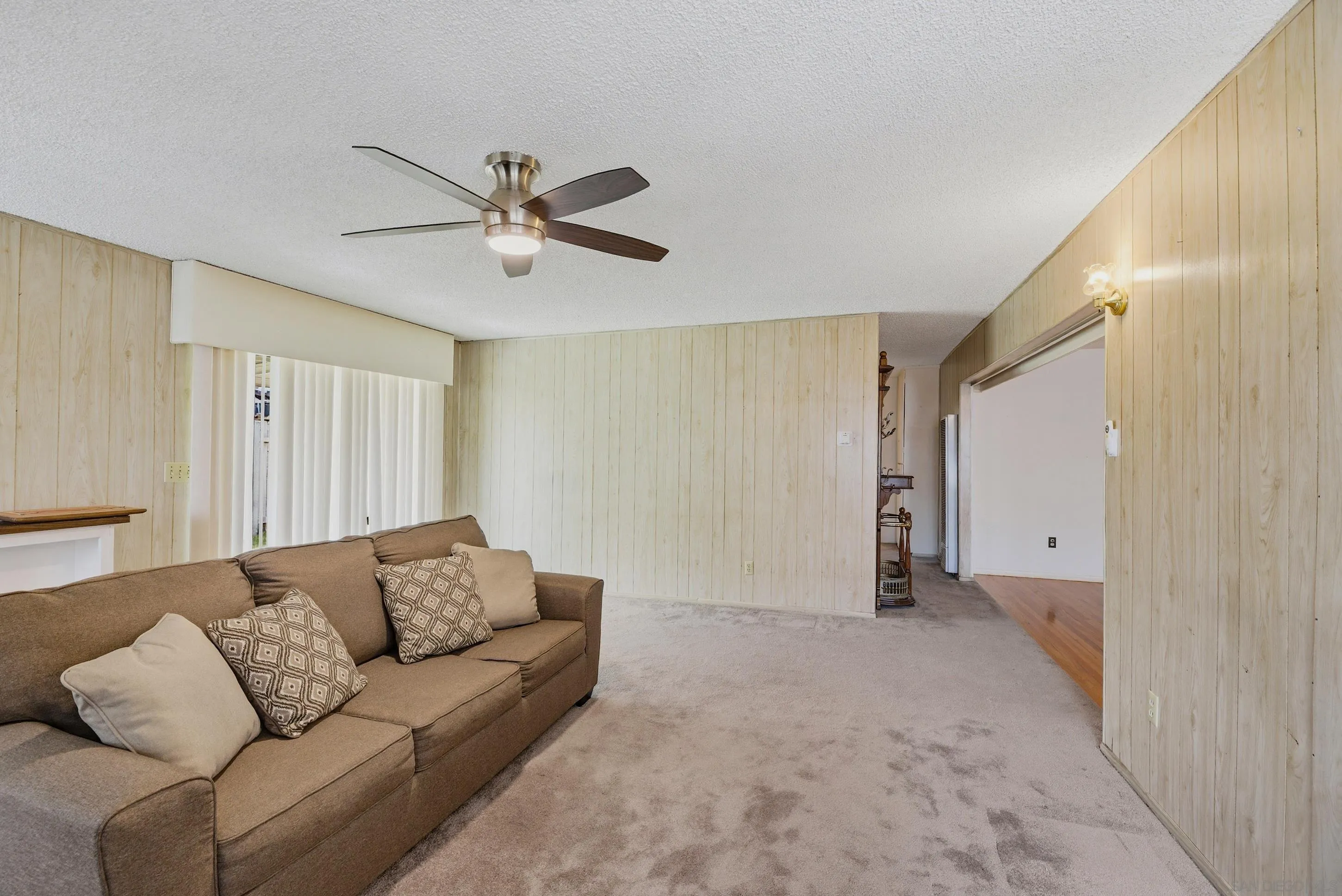 https://cdn.realtyfeed.com/cdn/127/260012318/65b6a0418d8c86a19415ab8aa3137978.webp