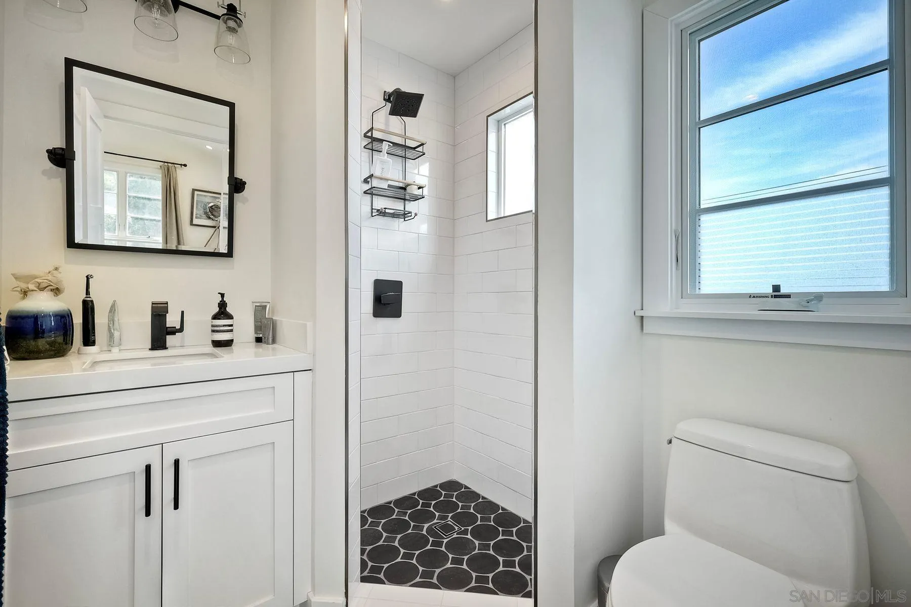 https://cdn.realtyfeed.com/cdn/127/260012319/217829a12e128c03790c5790484ec2d2.webp