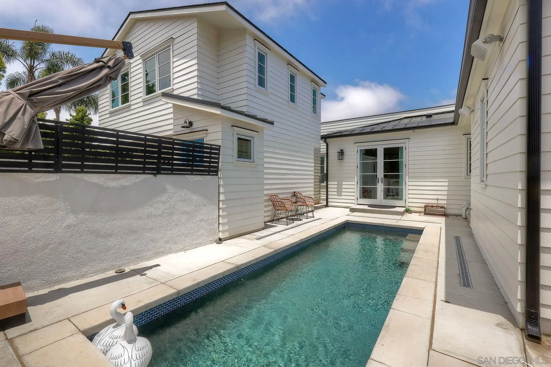 https://cdn.realtyfeed.com/cdn/127/260012319/cf0163971d6124d60e698a15373aedd0.webp