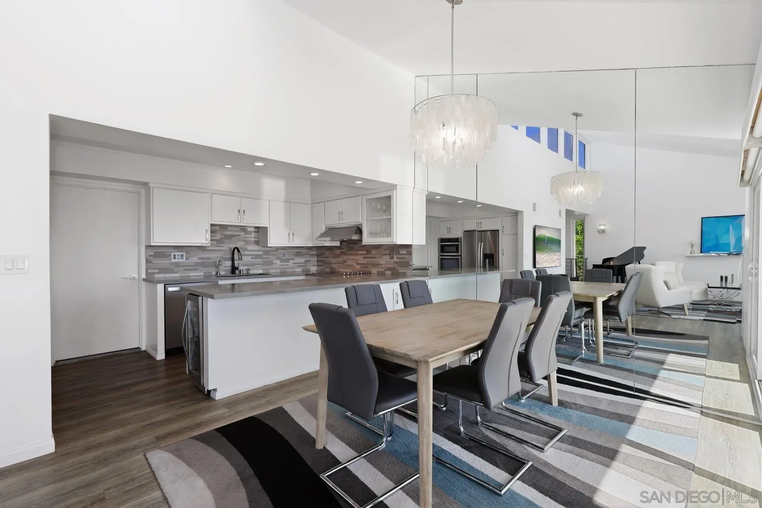 https://cdn.realtyfeed.com/cdn/127/260012320/2688676cd97054e73f13cfa4f158aa32.webp