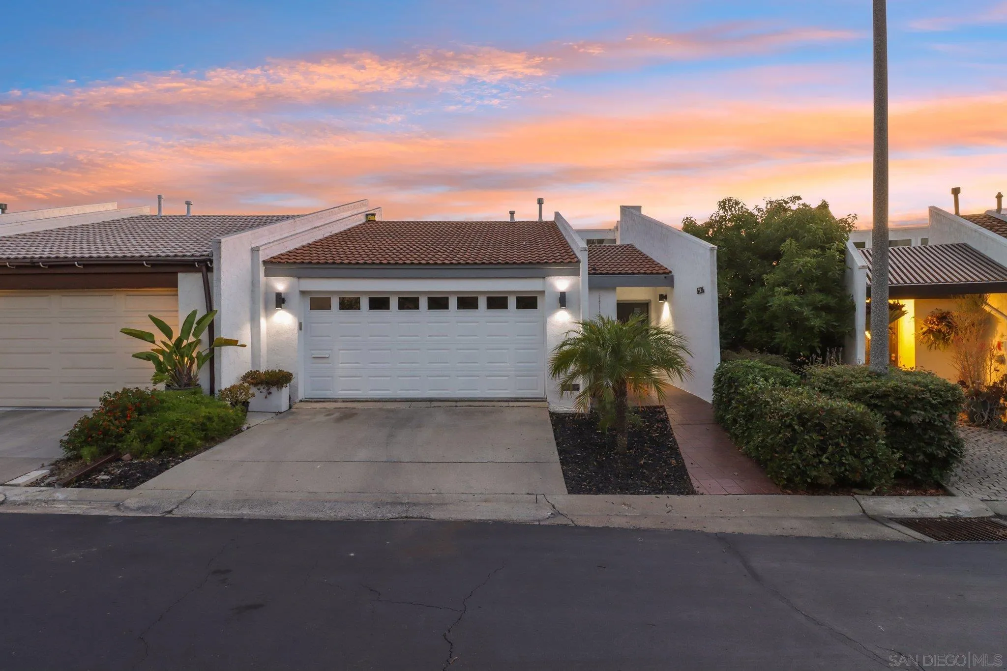 Photo #3: 260012320 Listing: Photo #3
