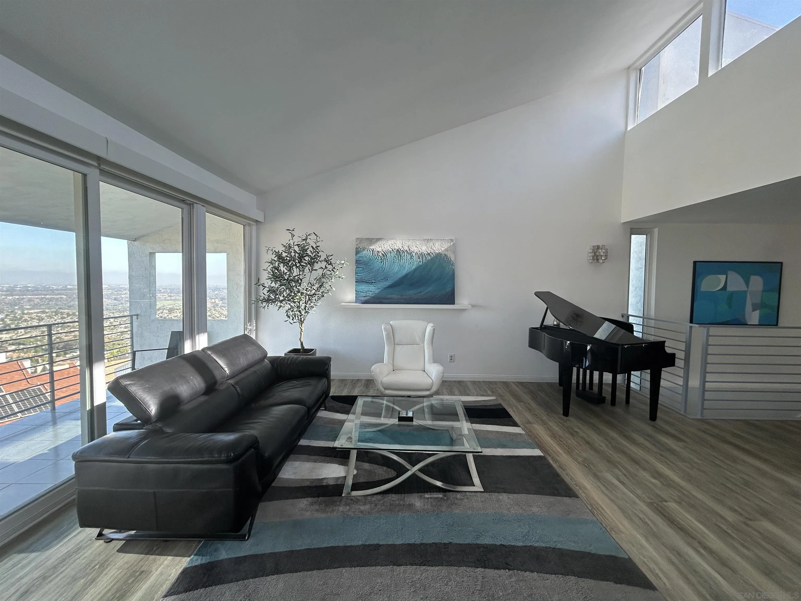 https://cdn.realtyfeed.com/cdn/127/260012320/e00b678bce0b472bae5d5d4b790dab87.webp