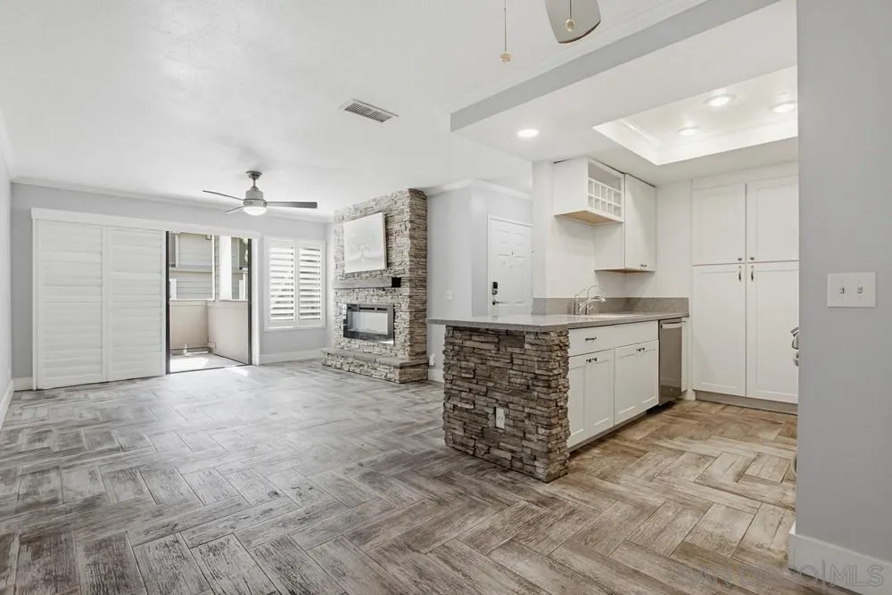 https://cdn.realtyfeed.com/cdn/127/260012323/1afff0cecc70d36208713f0d1dedf8a6.webp