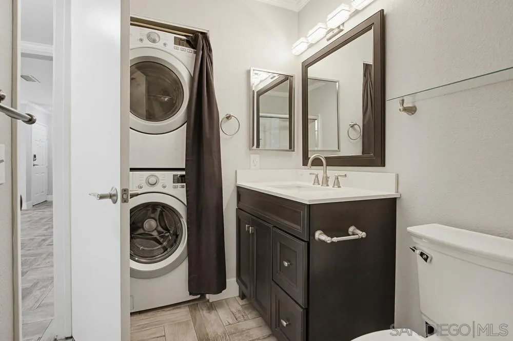 https://cdn.realtyfeed.com/cdn/127/260012323/e1780bc03c062a127e1c7845299bc8d5.webp