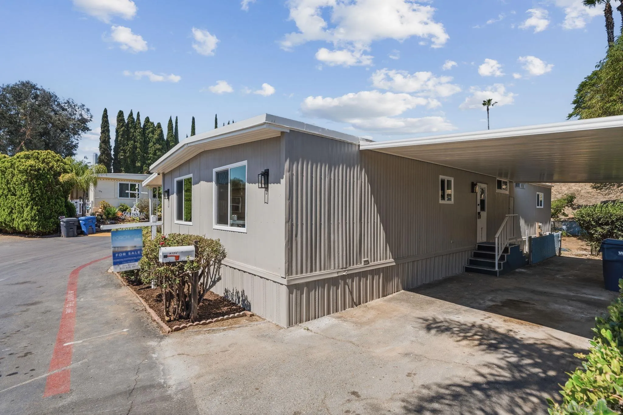 https://cdn.realtyfeed.com/cdn/127/260012328/ba3a30fc9d7b9966924225a6d0d40a2b.webp