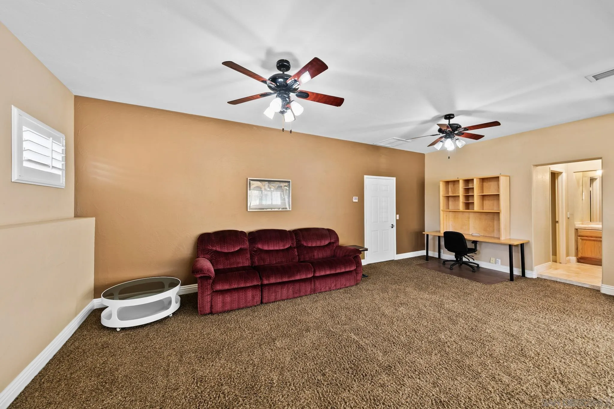 https://cdn.realtyfeed.com/cdn/127/260012331/2f1a15b07652d638c9eec23729349d82.webp