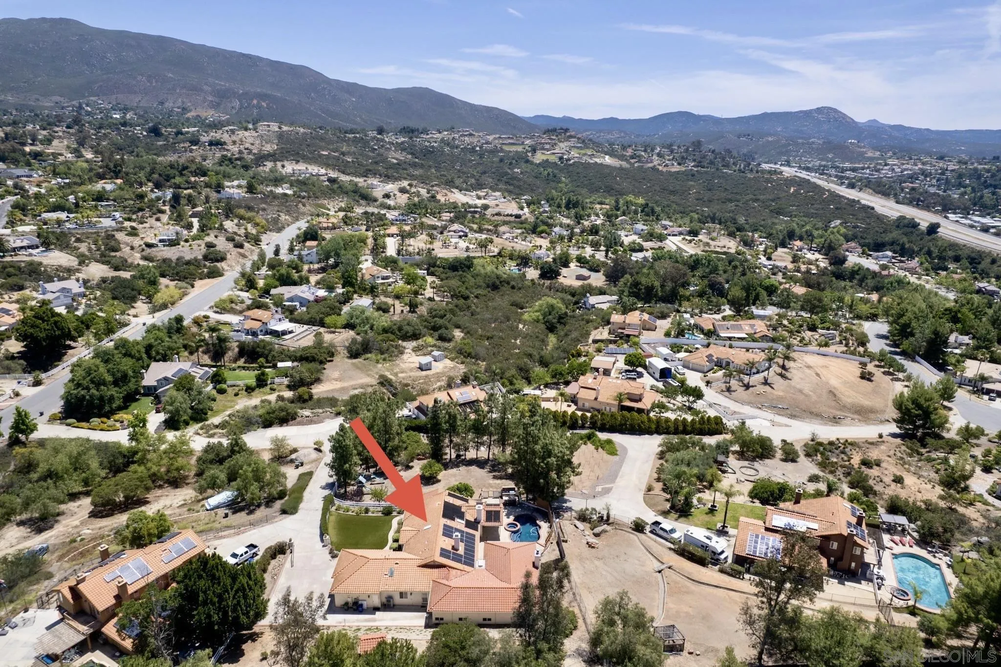 https://cdn.realtyfeed.com/cdn/127/260012331/717a83e6dbfc57b01a9d3f7909ce4003.webp