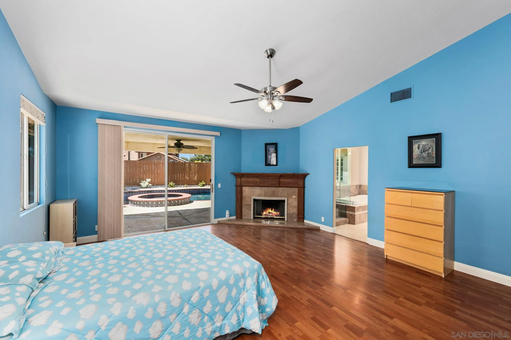 https://cdn.realtyfeed.com/cdn/127/260012331/a179ed9fdc3f34b62c621a1a9a3222fa.webp