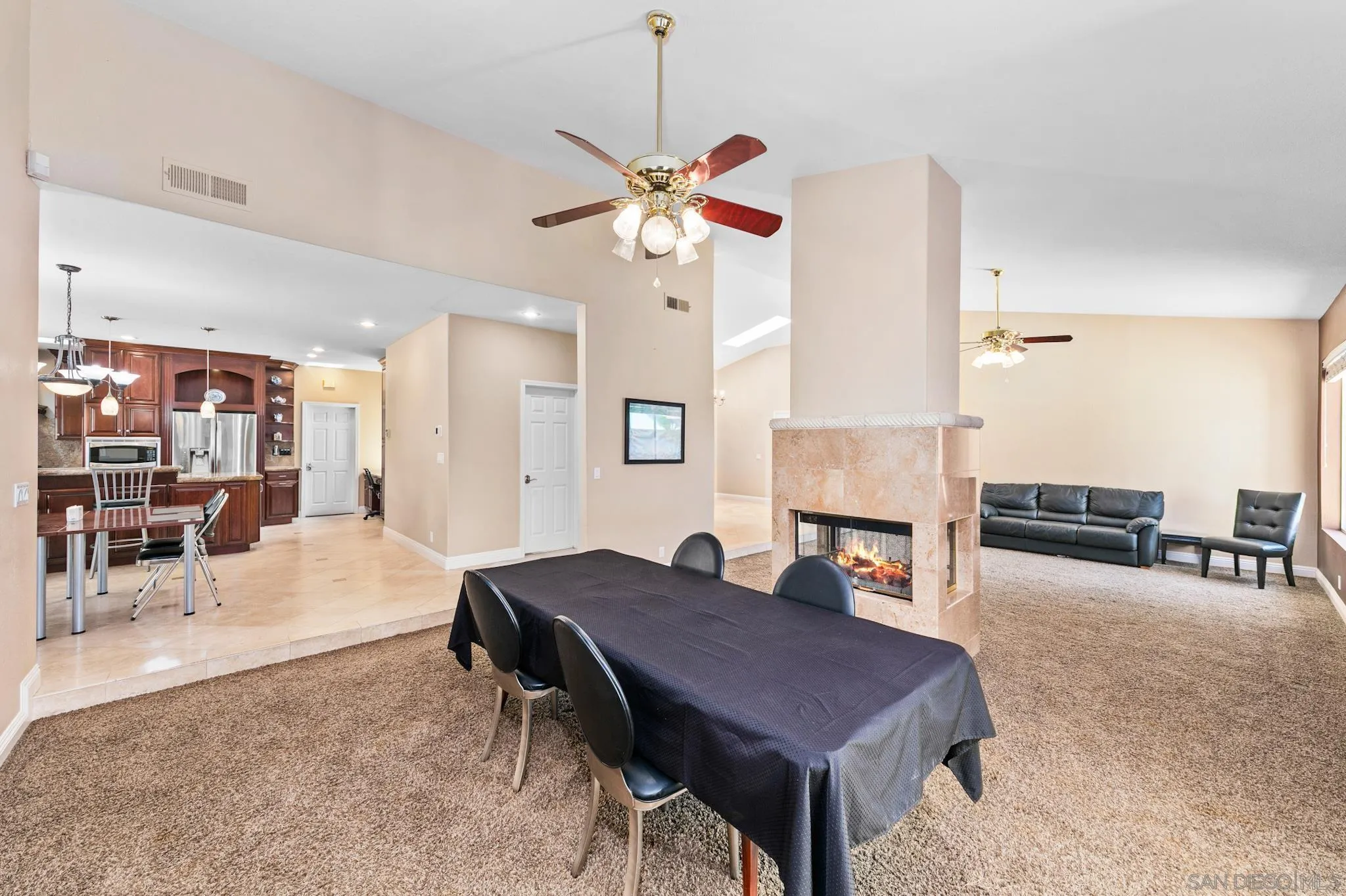 https://cdn.realtyfeed.com/cdn/127/260012331/a35ce4be96091ee5554ada13ddc07798.webp