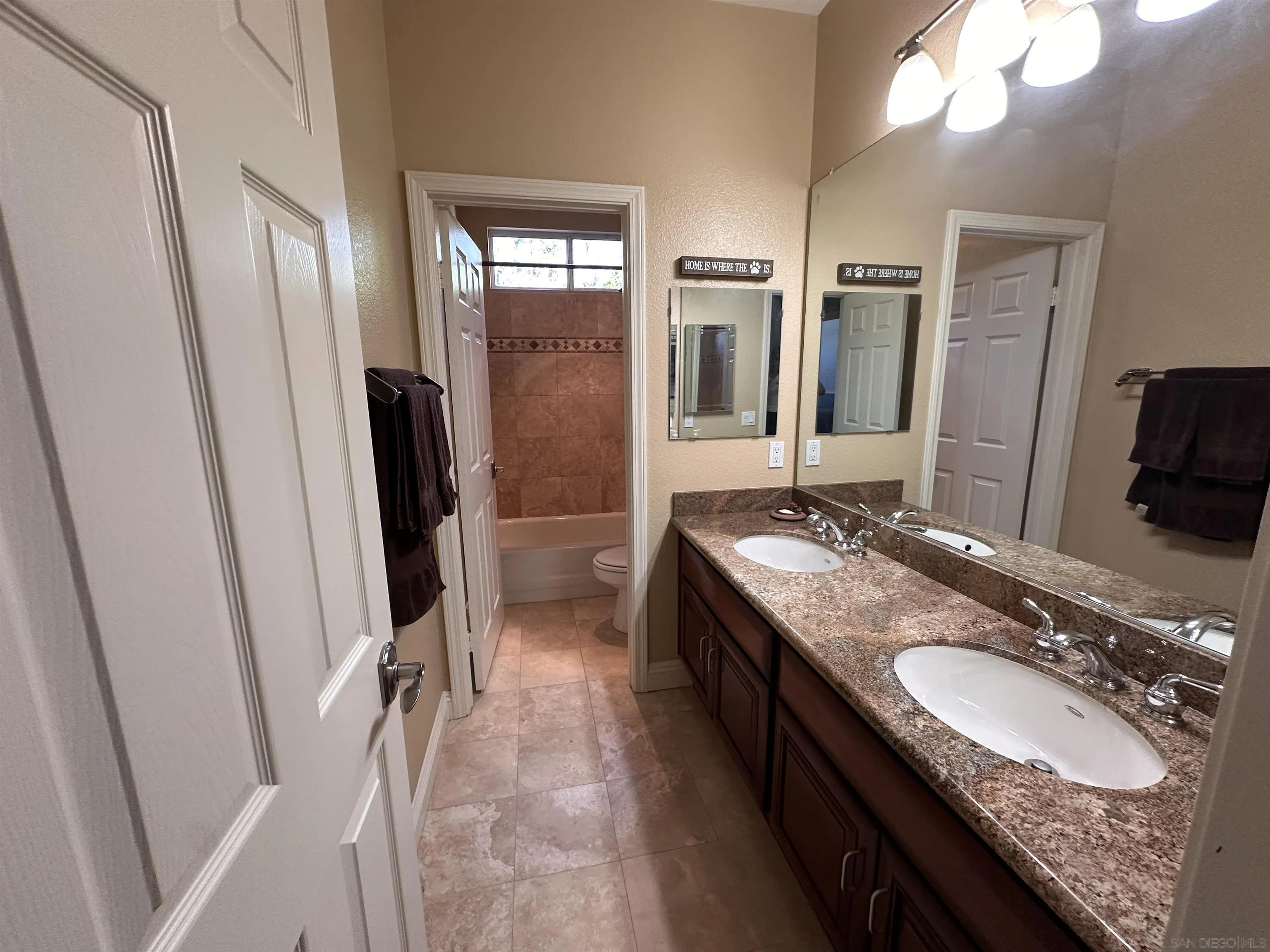 https://cdn.realtyfeed.com/cdn/127/260012331/a73d706e320e94322929b0fcda6216e0.webp