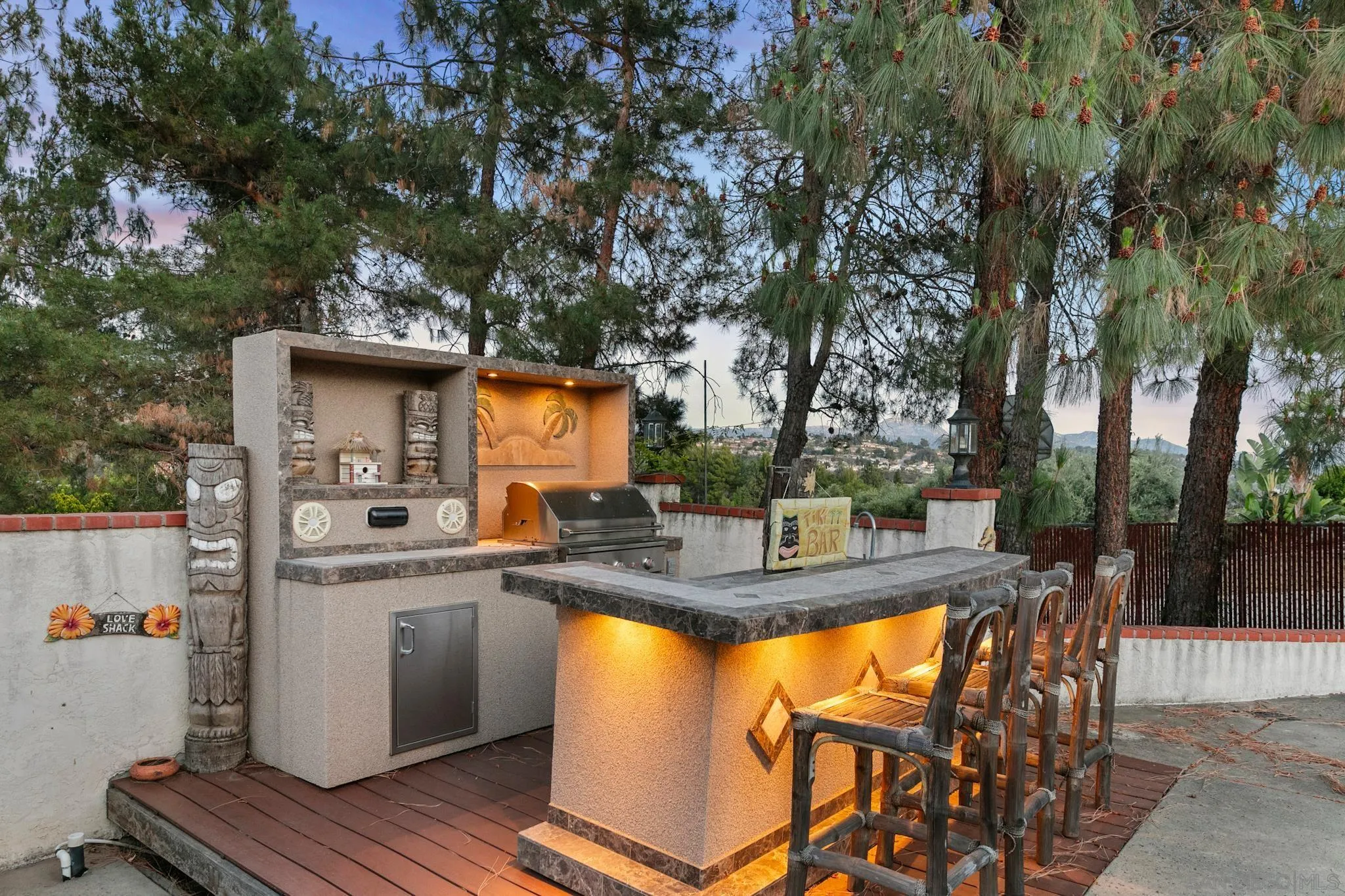 https://cdn.realtyfeed.com/cdn/127/260012331/b72d5d7fae92fa41f024f12d562d058c.webp