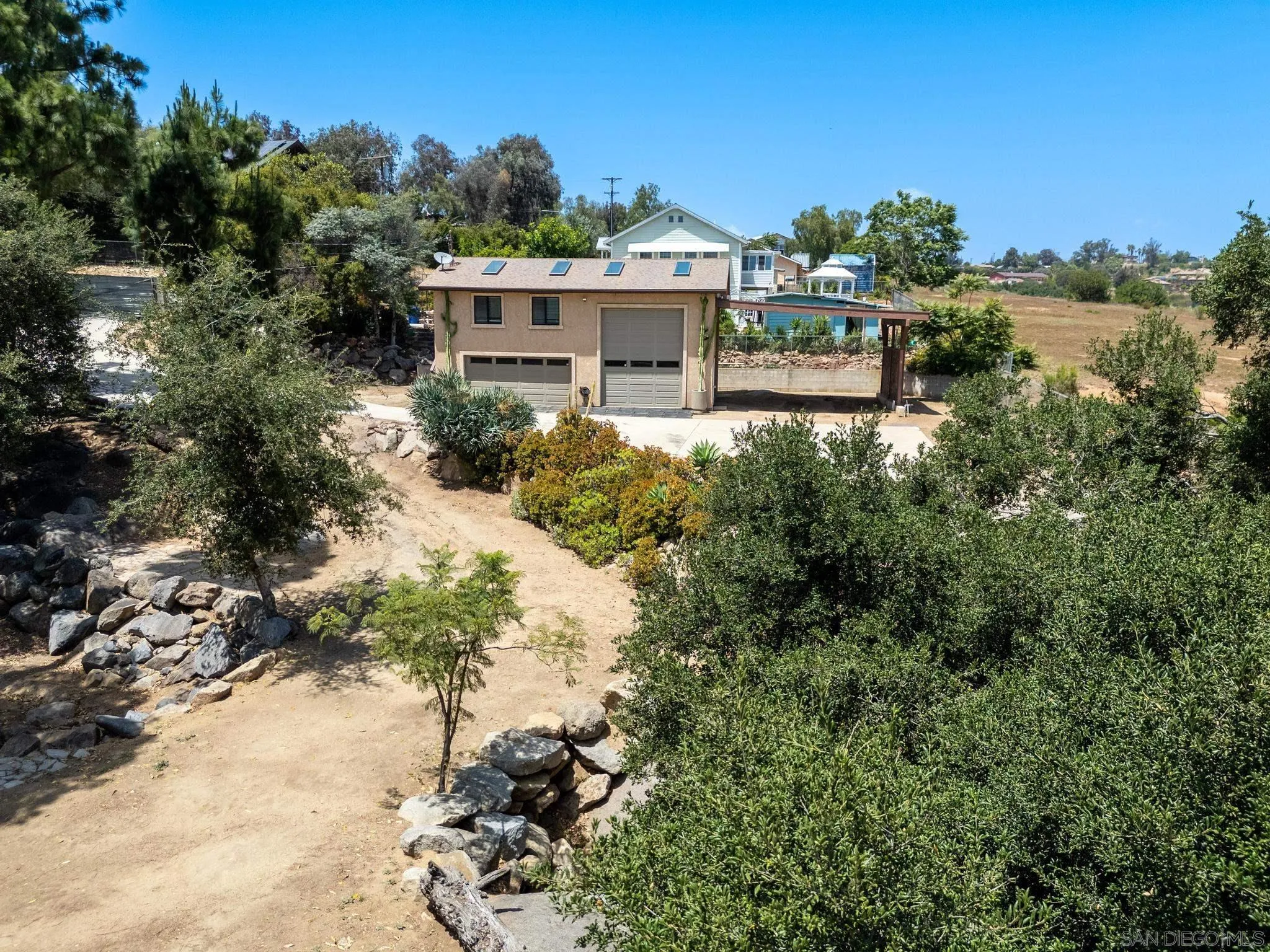 https://cdn.realtyfeed.com/cdn/127/260012332/dd4eb4e783e791646bc61bcb67876917.webp