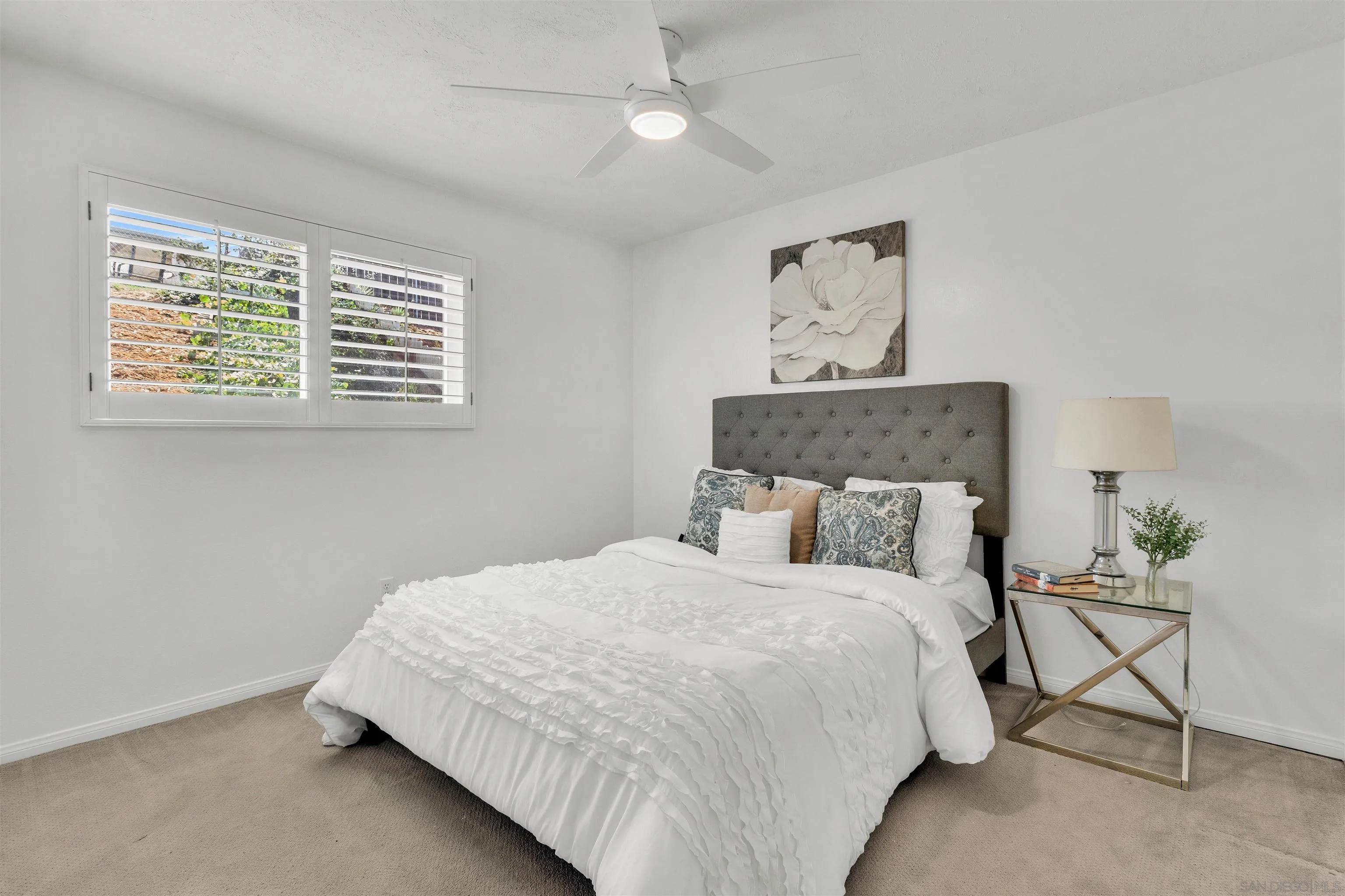 https://cdn.realtyfeed.com/cdn/127/260012334/f5ccb139e84266169d19cb17f85b1703.webp