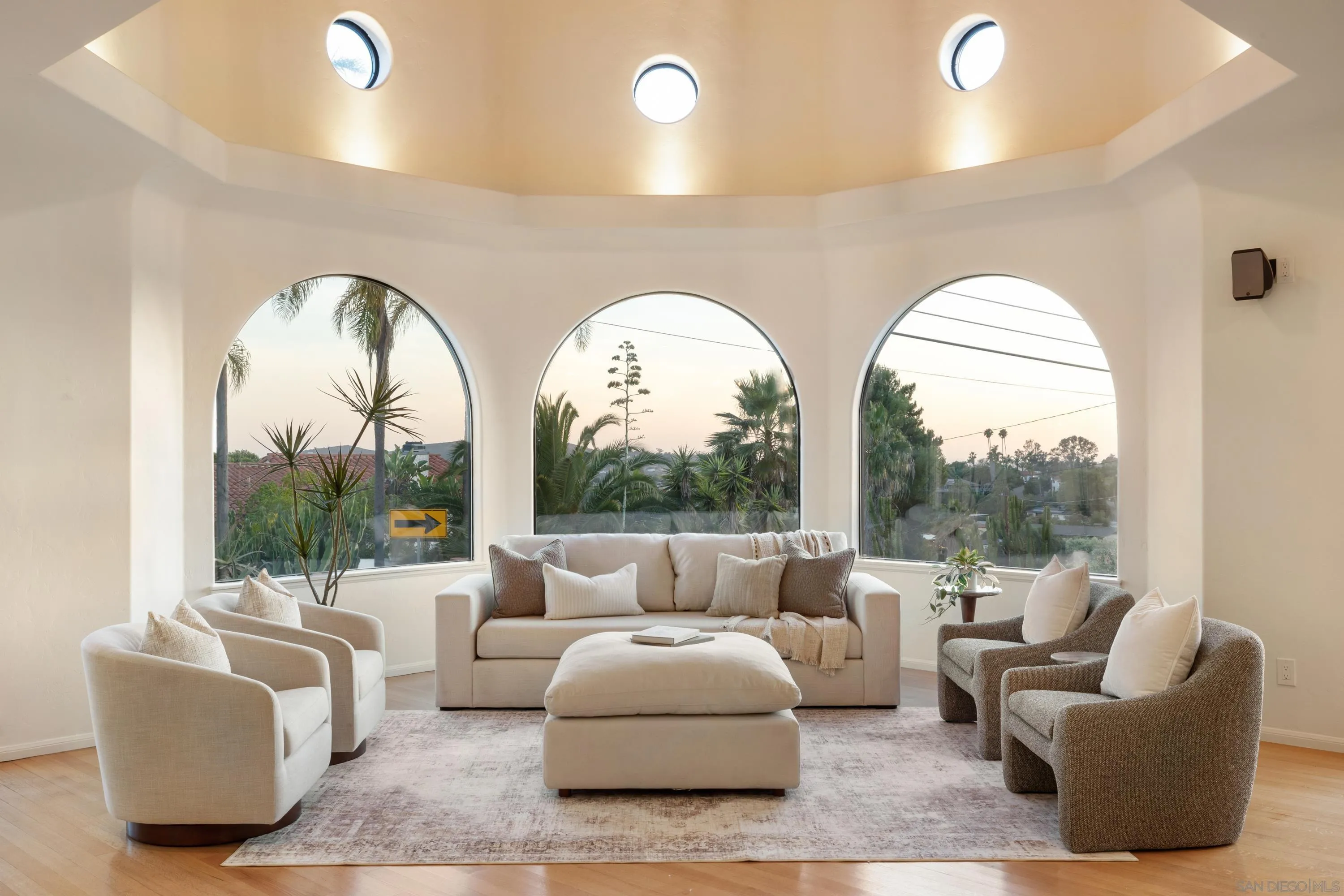 https://cdn.realtyfeed.com/cdn/127/260012335/1ada8fe2fd127ba6081a1cb41f74a271.webp
