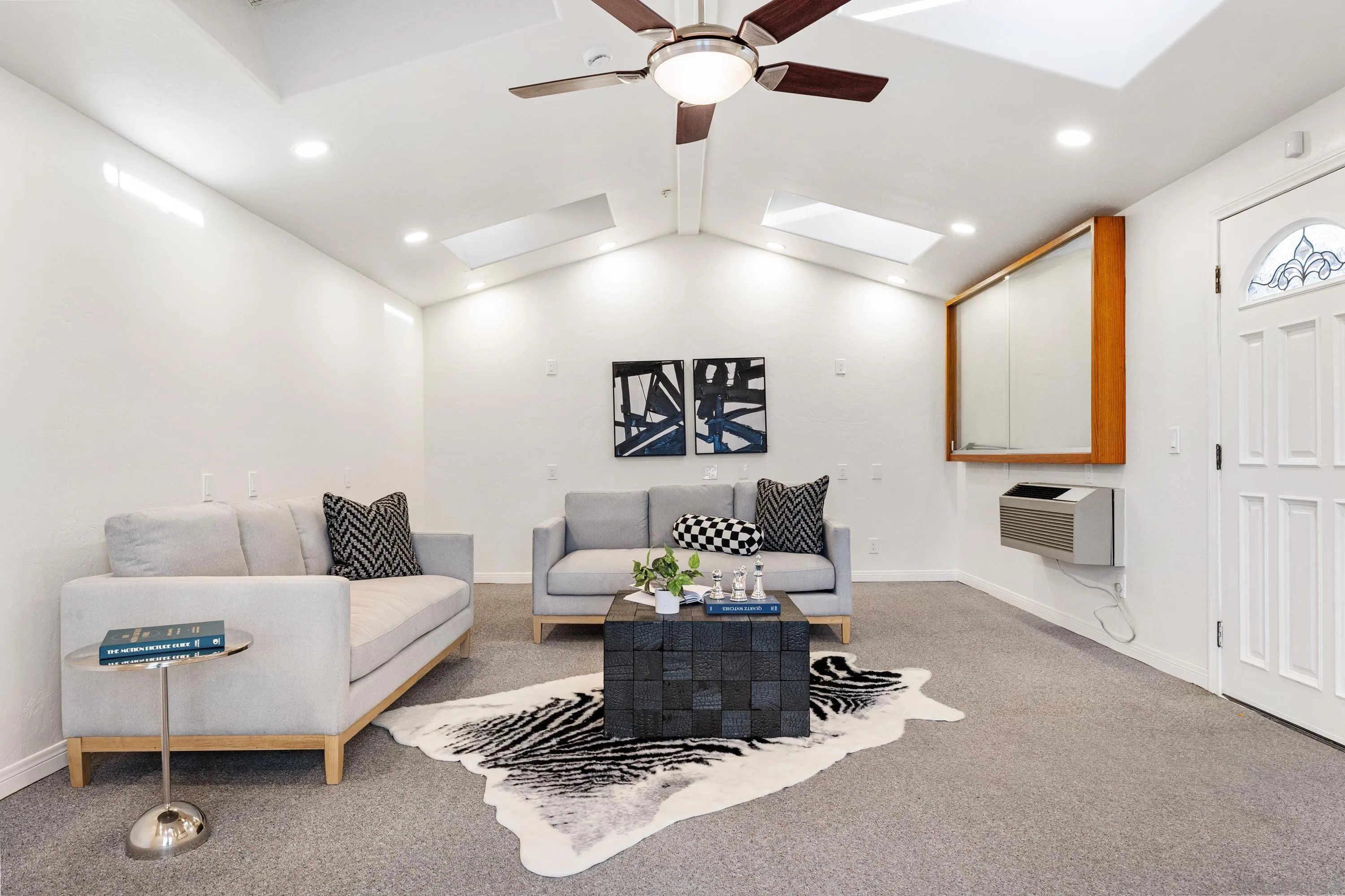 https://cdn.realtyfeed.com/cdn/127/260012335/f54b3923affc1710c5279445529c3d8b.webp