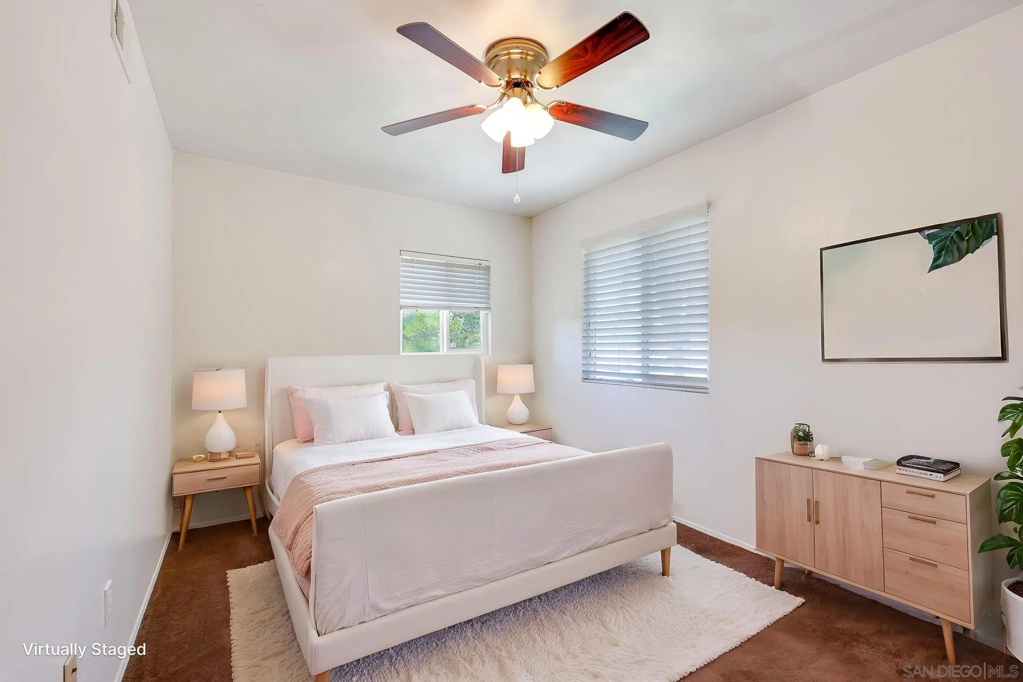 https://cdn.realtyfeed.com/cdn/127/260012336/728045acb5fd9d5efcf145a8cf7864fb.webp