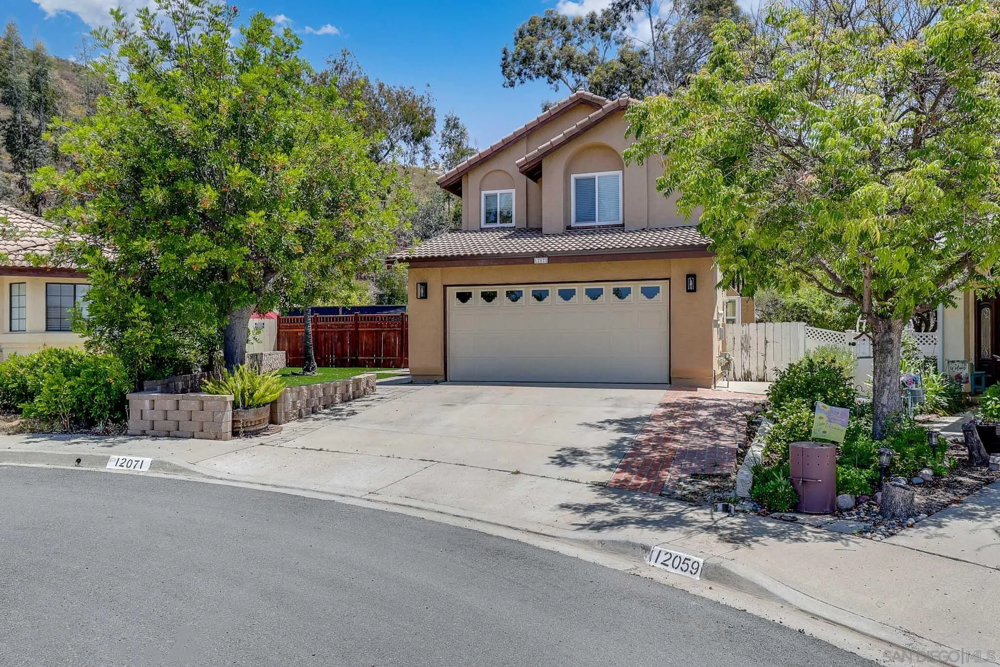 https://cdn.realtyfeed.com/cdn/127/260012336/92c5eae8e356813228bae58ce3d07fae.webp