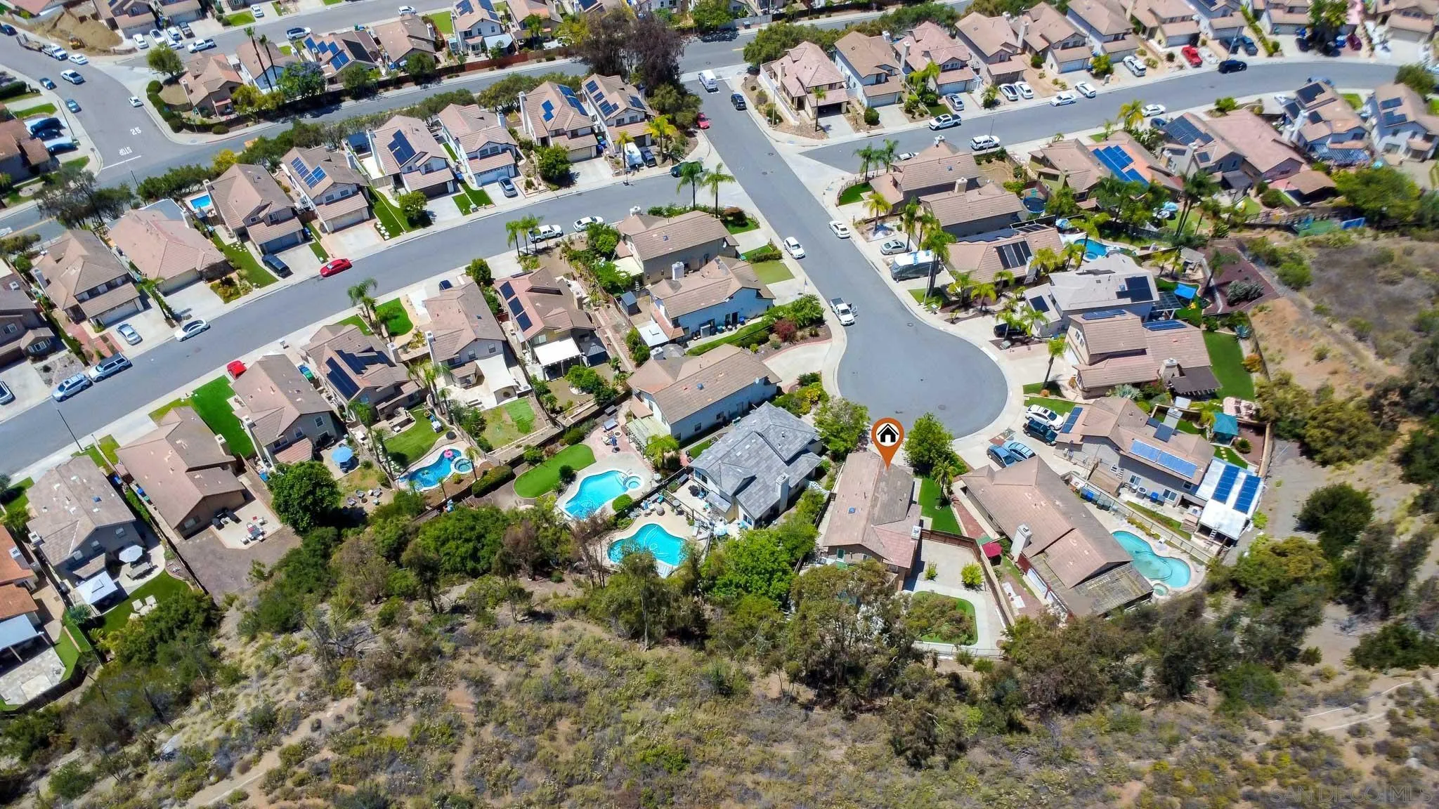 https://cdn.realtyfeed.com/cdn/127/260012336/bb375ffcd320af58f0d8a9af2d12086b.webp